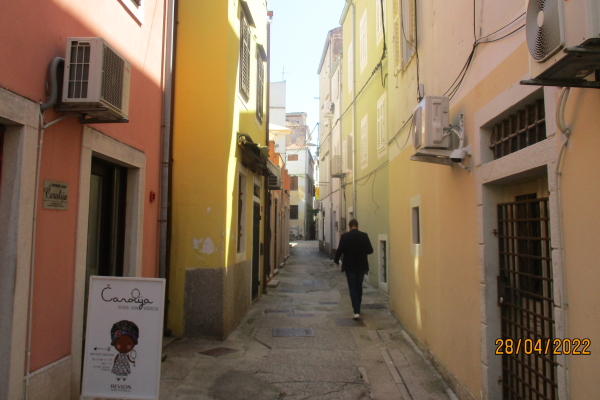 Alley in the old town of Mali Losinj